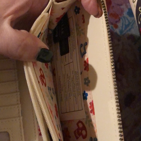 White Coco Satchel turn Crossbody bag - Picture 3 of 12